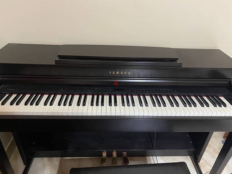 As New - Yamaha Digital Piano CLP-440R 1