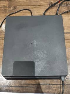 ps 4 slim بسعر خرافي وعليه 7لعب