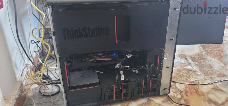 Lenovo workstation 4