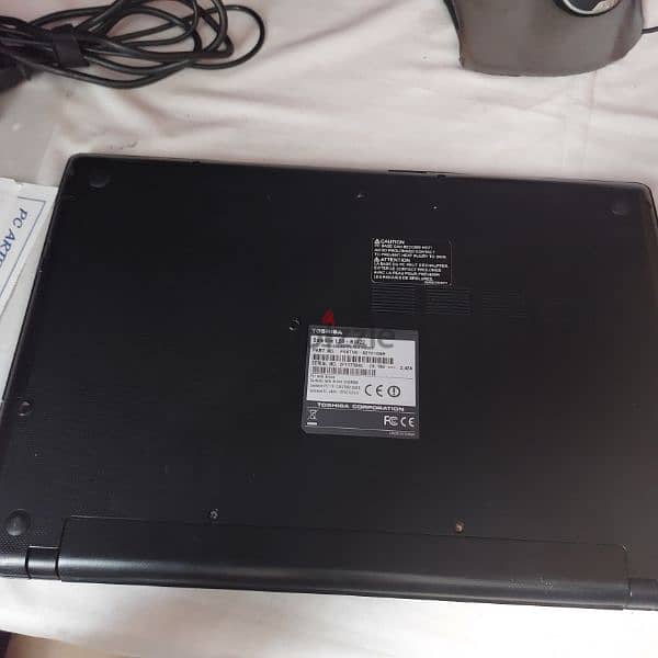 Laptop toshiba satellite L50 - لابتوب توشيبا core i7 6