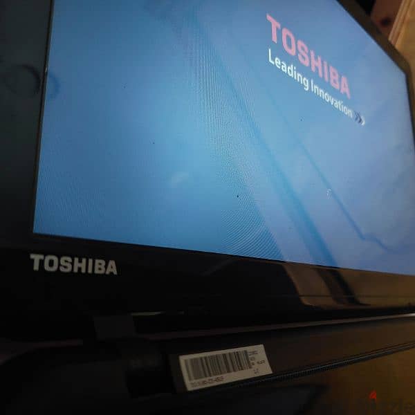 Laptop toshiba satellite L50 - لابتوب توشيبا core i7 10