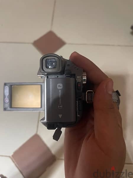 sony handycam dcr-hc32e 2