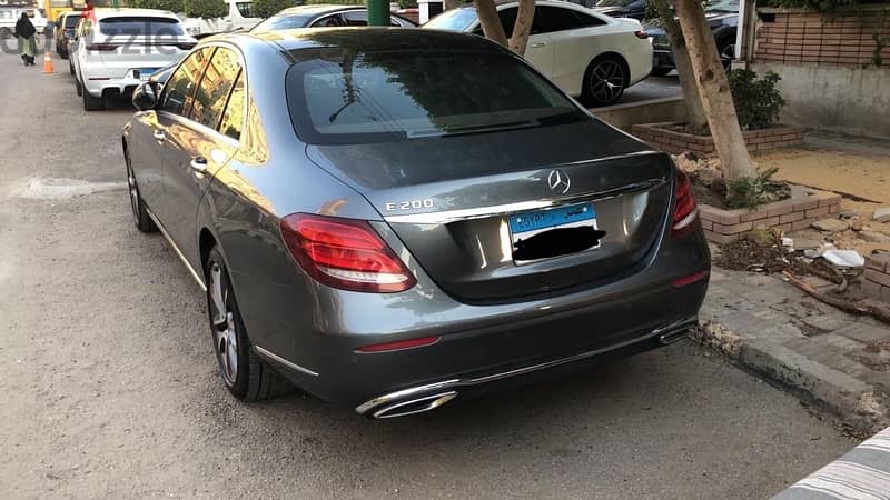 Mercedes-Benz E200 2020 Exclusive Wakil “price is negotiable” 3