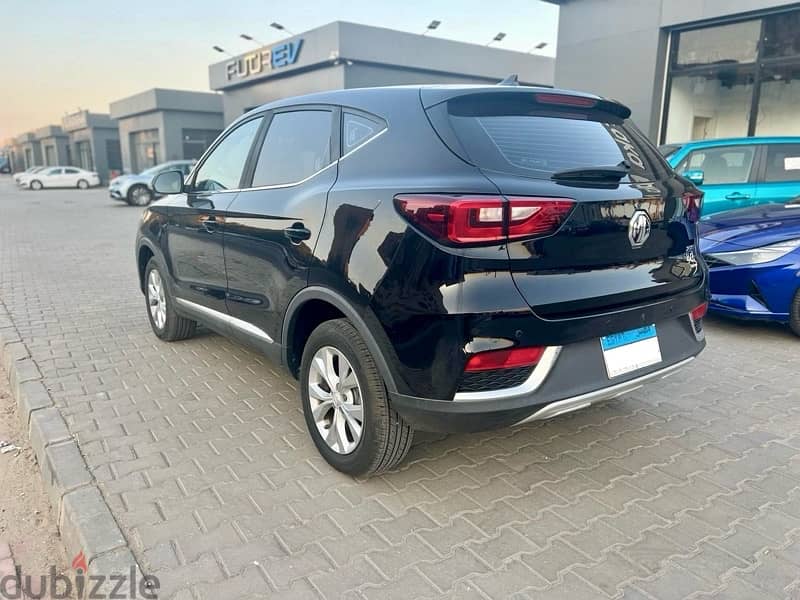 ام جى زد إس 2022 ماشية 1000 كيلو فقط كسر زيرو- MG ZS 1000 KM ONLY 3