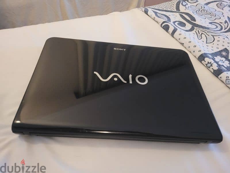 Sony Vaio laptop PCG-61212w 3