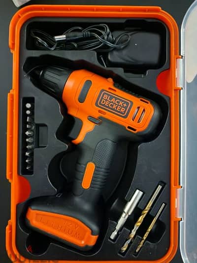 Black and Decker Wireless Drill 900 RPM