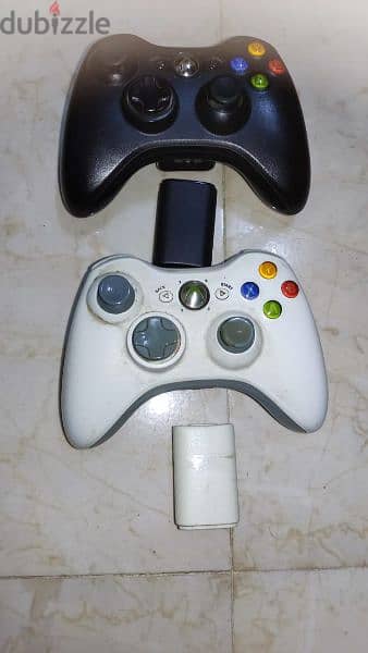 Xbox 360 مع الكاميرا و اربع دراعات 3