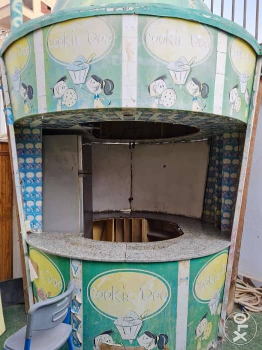 Booth for sale كشك خشبي 5