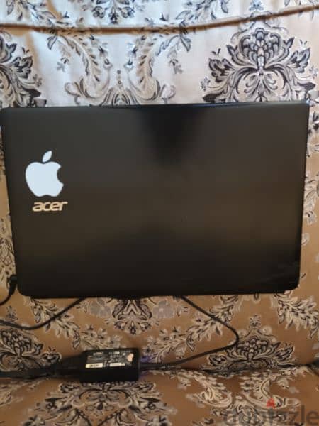 Laptop  Acer core i5 4th 8RAM  Hard 500 gb 3