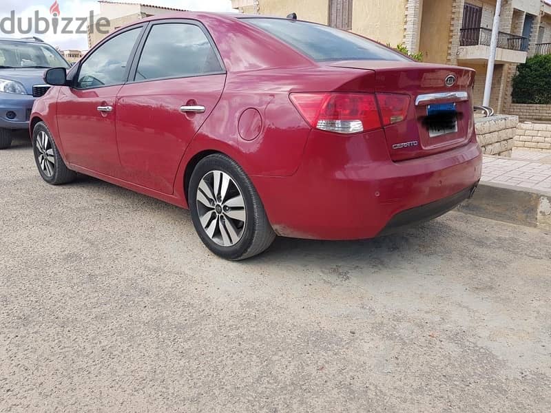 Kia Cerato 2013 4