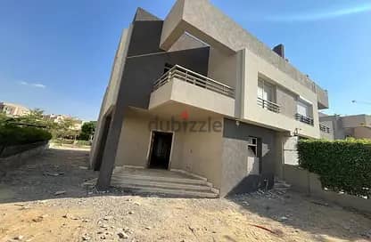 Town house fully finished للايجار بسعر حصري في ذا سكوير The Square 1