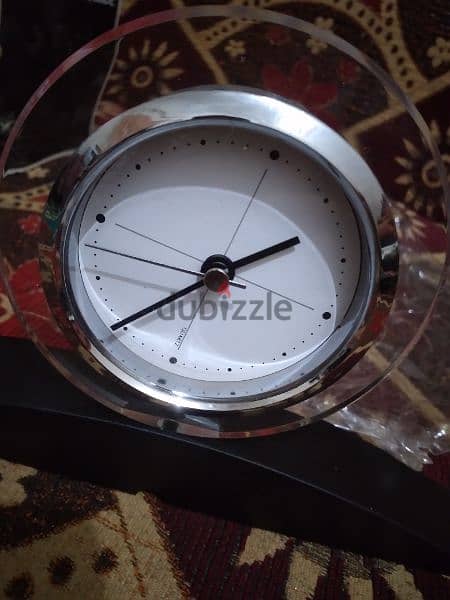 ساعة فاخره لديكور المنزل من ماركة QUARTZ 0