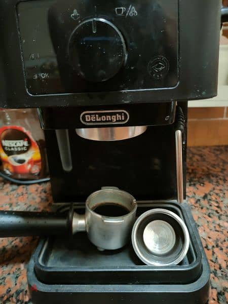 coffee machine De'Longhi stilosa ec 230ماكينة قهوة اسبريسو 1