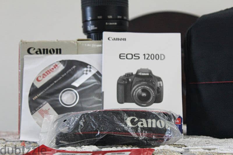 canon 1200D      70/300مع عدسه 1