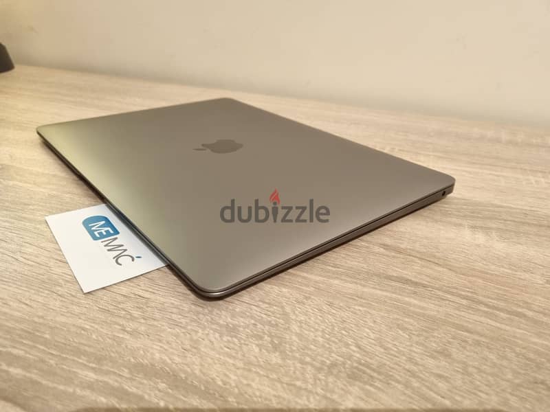 Macbook Air M1 8 Core 16G 512SSD بطاريه ٩٧٪ 4