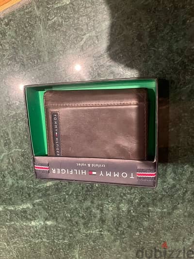 tommy hilfiger wallet