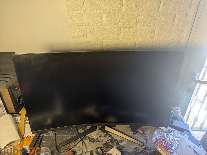 MSI Optix AG32CV Curved Gaming Monitor 1