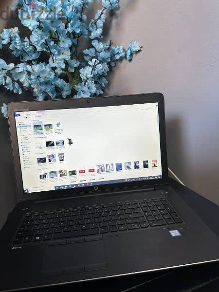 HP zbook g3 17 1