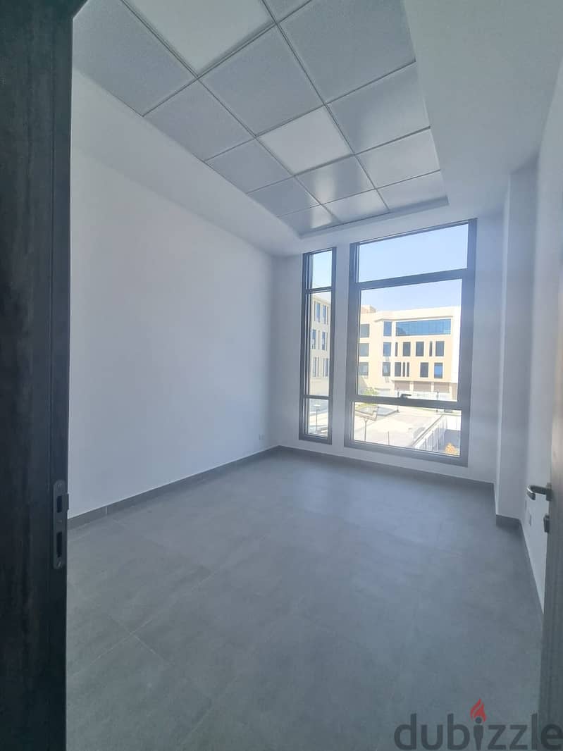 Mivida Clinic Rent 40m New Cairo ميفيدا عيادة ايجار ايترنا التجمع 2