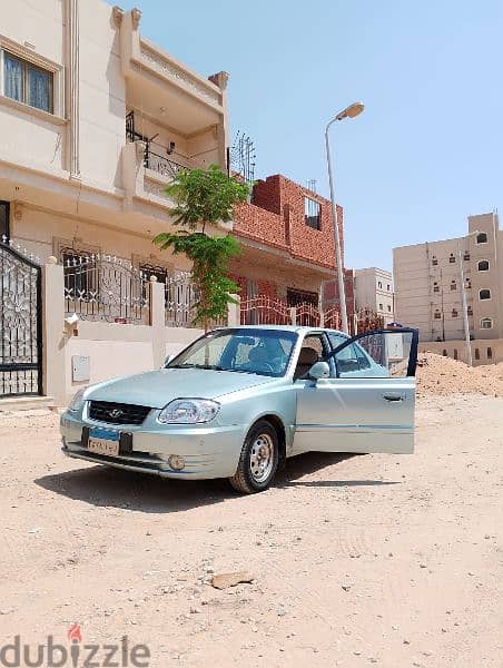 Hyundai Verna 2010 7