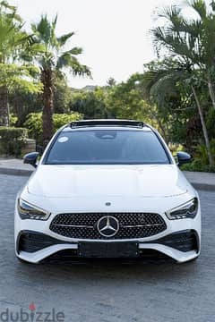 Mercedes CLA 200 2024 RED INTERIOR