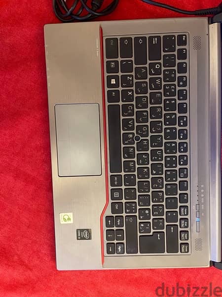 لاب  fujitsu lifebook e746   كور i5  رمات 8 جيجا  بطاريه ممتازه جدا 4