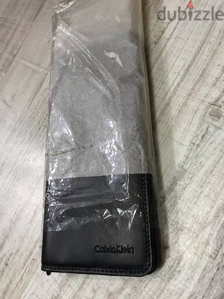 ck chest wallet 3