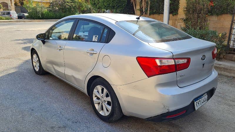 Kia Rio 2013 3