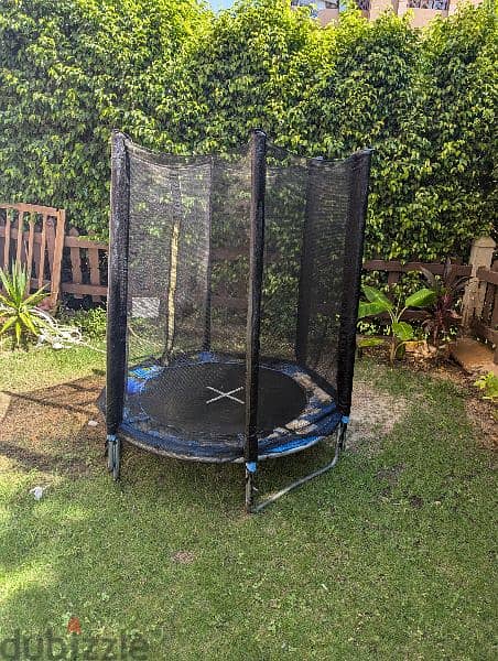 trampoline/ نطاطه اطفال 0