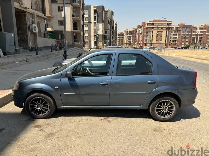 Renault Logan 2014 9