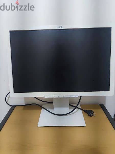 Fujitsu Monitor B22W-7 TFT 4