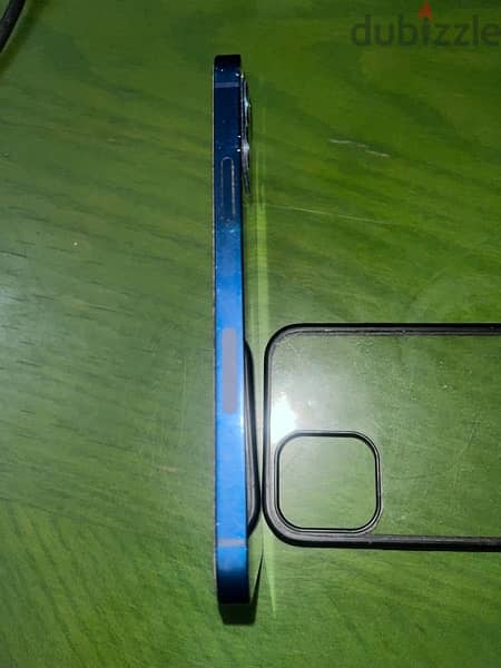 iPhone12 blue color 4