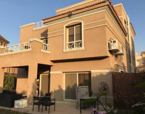 تاون هاوس للبيع متشطب بالكامل استلام فورى جراند ريزدنس Grand Residence 5