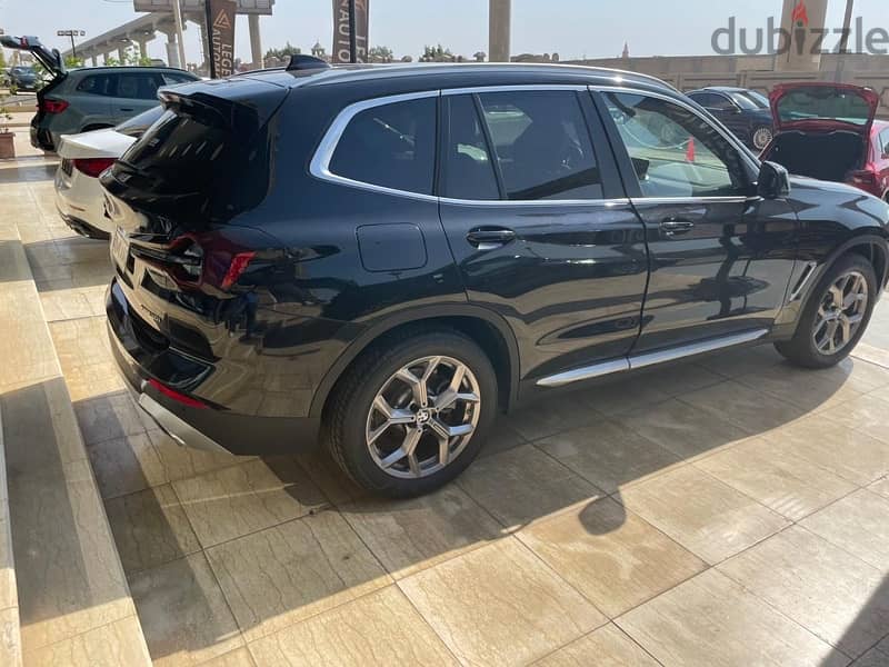 BMW X3 500 km 2023 4