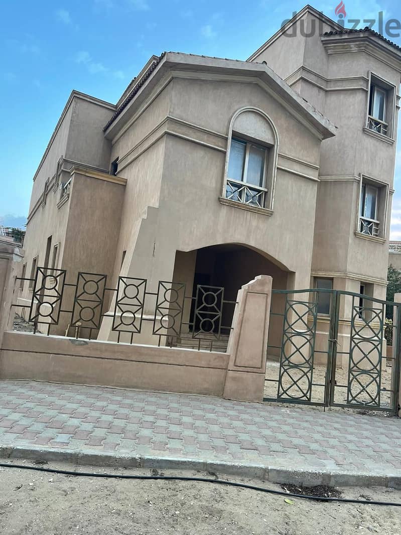 تاون هاوس للبيع برايم لوكيشن بسعر مميز فى جراند ريزدنس Grand Residence 3