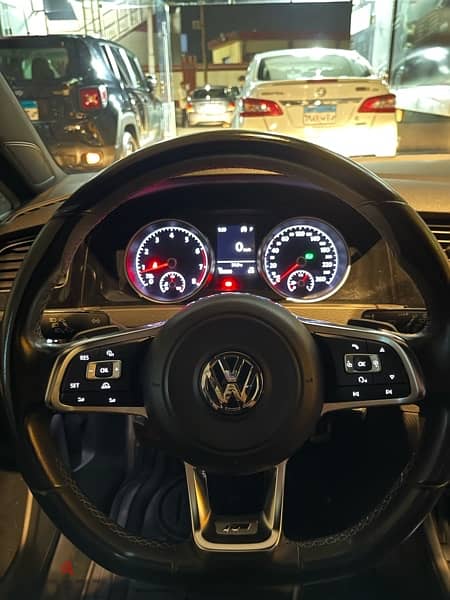 Volkswagen Golf 2017 9