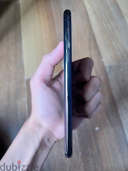 ايفون iPhone 11 pro max 256GB 5