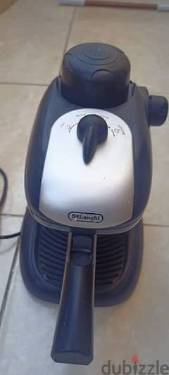 مكنه قهوه استعمال خفيف  Delonghi