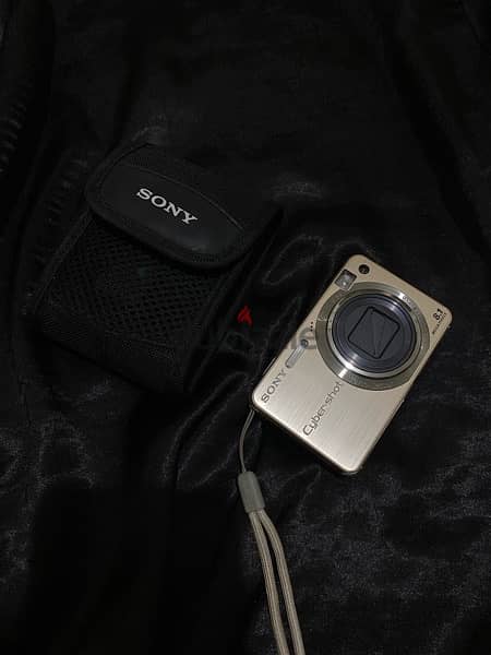 Digital camera 0