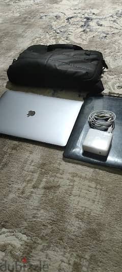 MacBook Pro 2019 15 inch Custmioz