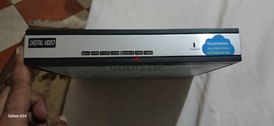 dvr للبيع  مستعمل ٤ مخراج 0