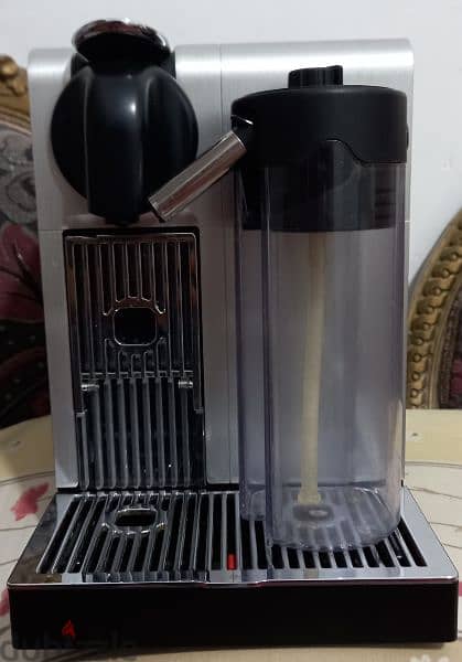 Nespresso Lattissima Pro Capsules Machine 2