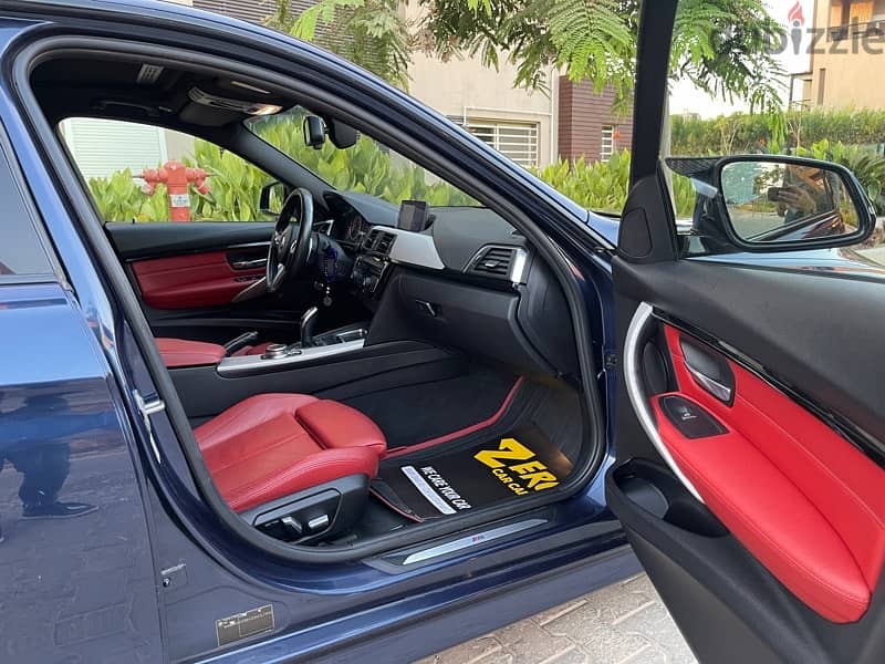 BMW 320i M Sport 2019 Red Interior 7