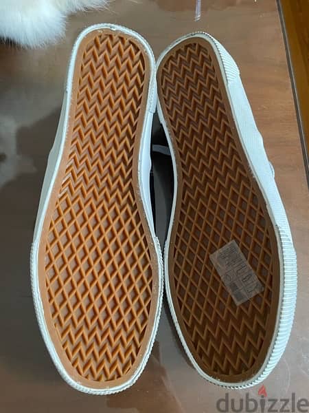 Original H&M shoe from Saudia Arabia 2