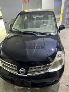 Nissan Tiida 2010 0