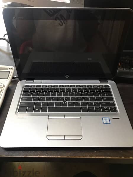 HP EliteBook 820 G3 0