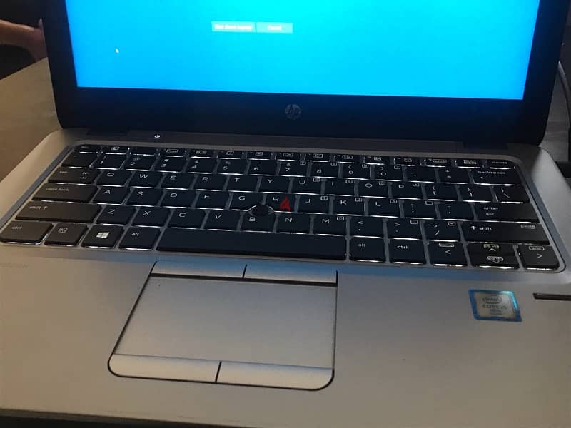 HP EliteBook 820 G3 5