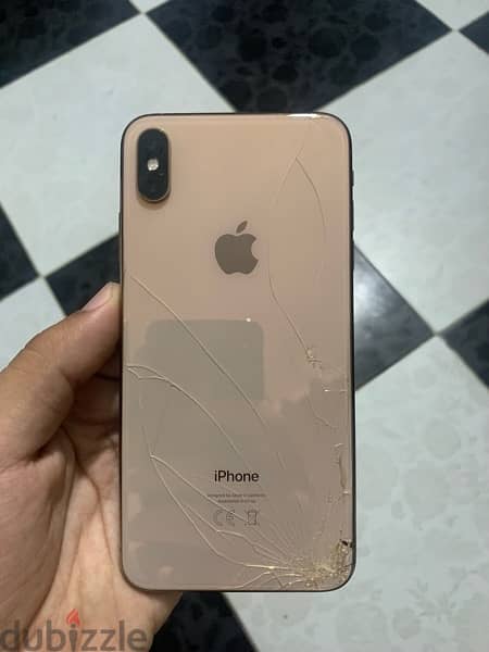 ايفون xs max  مساحة 64 بطارية 79 5