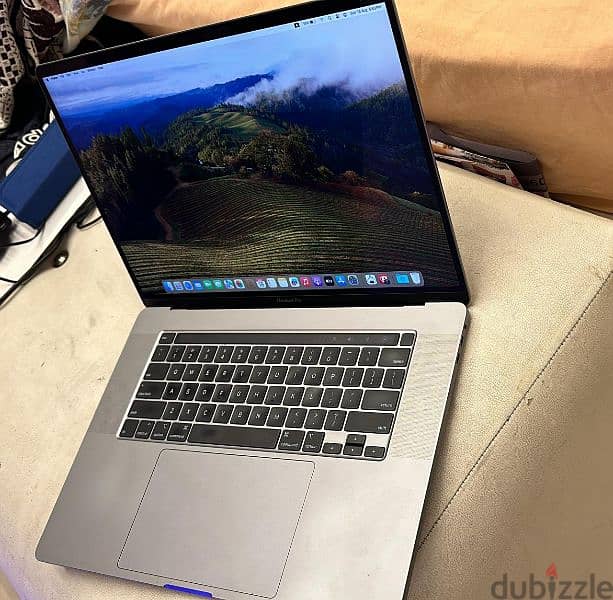 macbook pro 2019 16 in i9 1