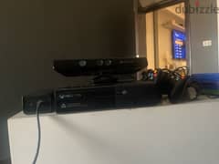 Xbox ,camera,2controllers and 5 cds